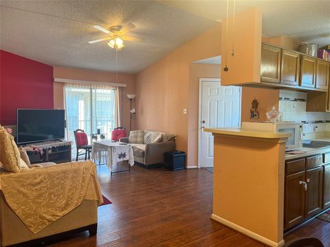 Tiny photo for 3770 Lovers Wood Lane #904, Houston, TX 77014 (MLS # 50086594)