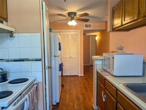 Tiny photo for 3770 Lovers Wood Lane #904, Houston, TX 77014 (MLS # 50086594)