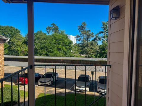 Tiny photo for 3770 Lovers Wood Lane #904, Houston, TX 77014 (MLS # 50086594)
