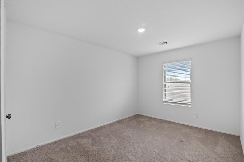 3034 Twisted Myrtle Drive, Conroe, Texas image 24