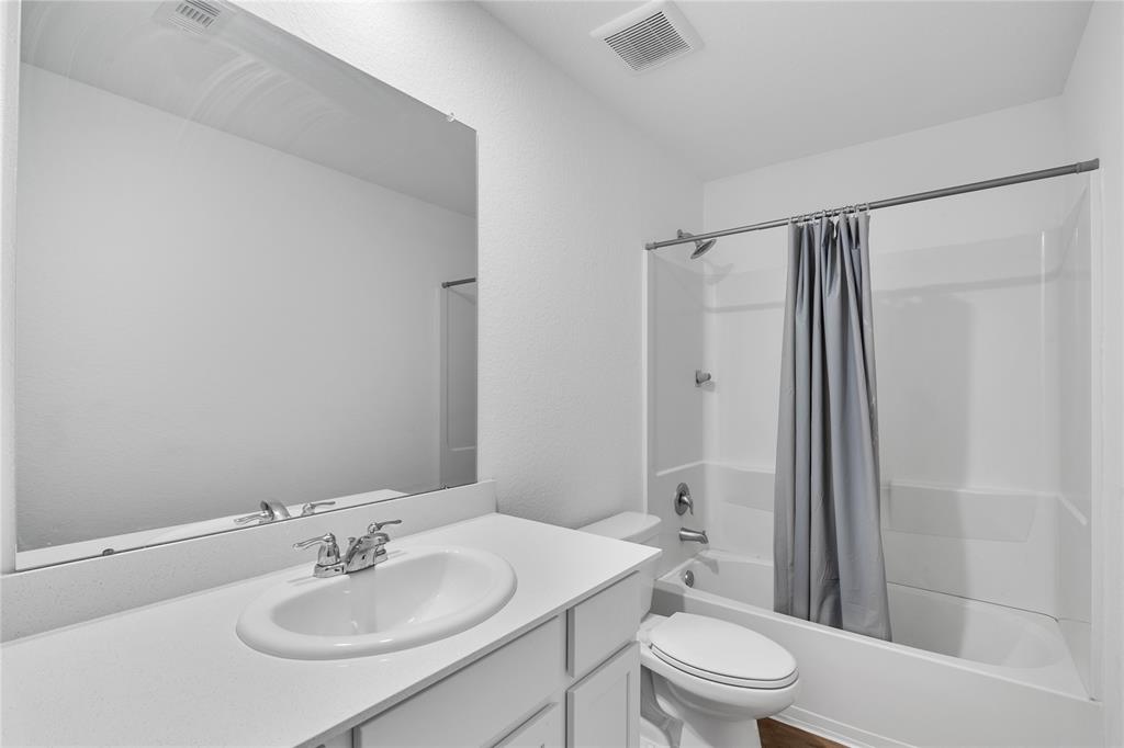 3034 Twisted Myrtle Drive, Conroe, Texas image 21