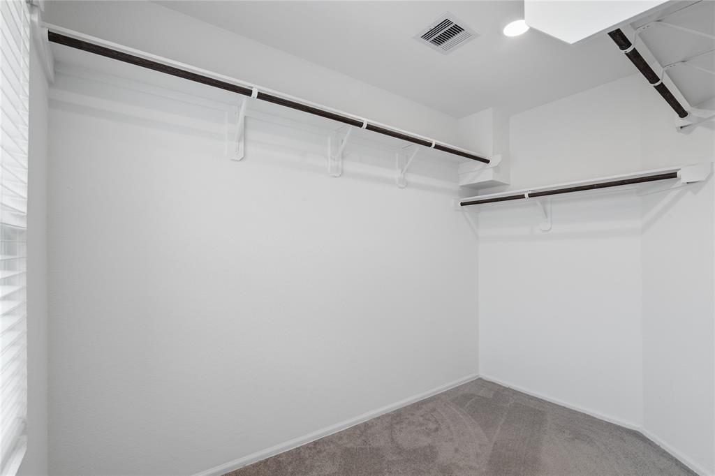 3034 Twisted Myrtle Drive, Conroe, Texas image 33