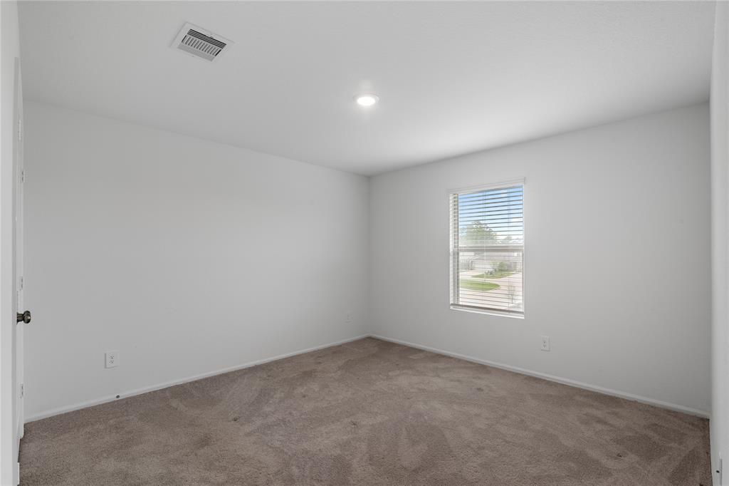 3034 Twisted Myrtle Drive, Conroe, Texas image 22