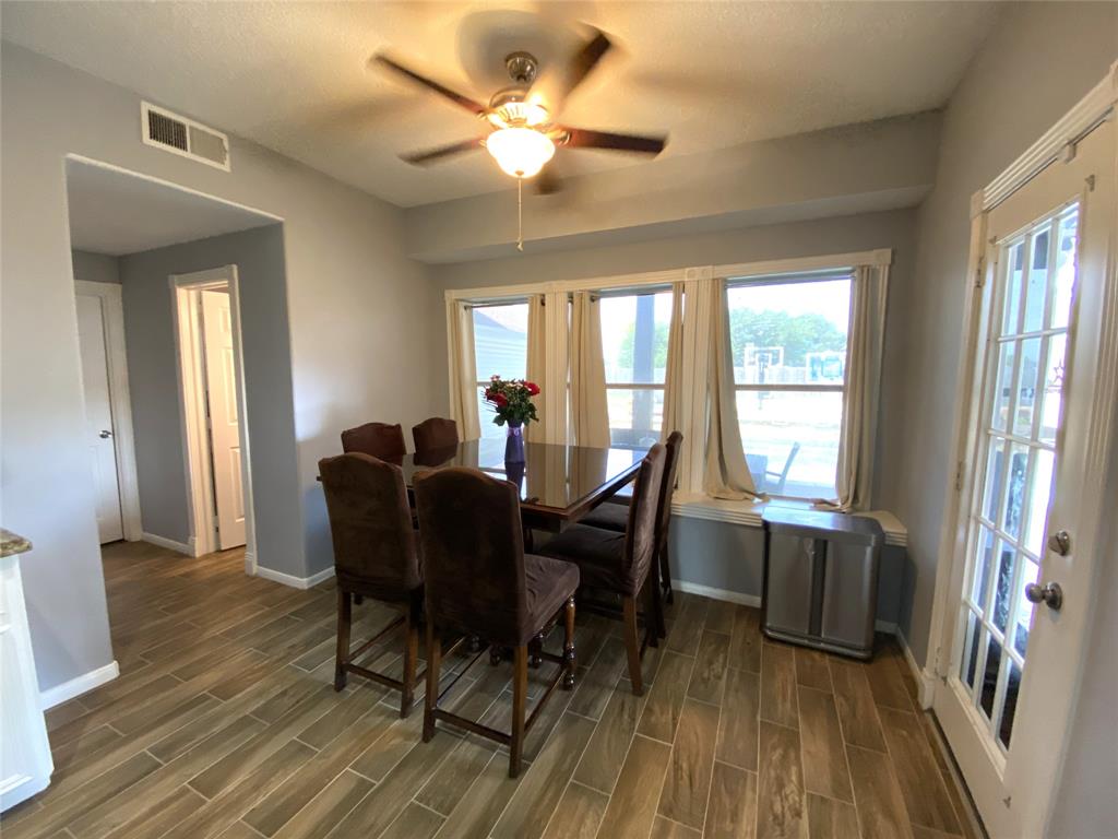 2010 Deervalley Street, Deer Park, Texas image 11
