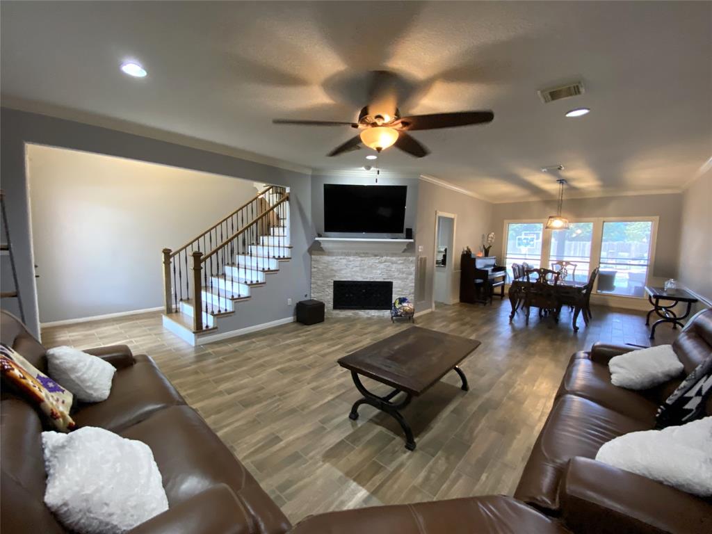 2010 Deervalley Street, Deer Park, Texas image 7