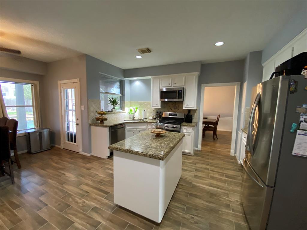 2010 Deervalley Street, Deer Park, Texas image 12
