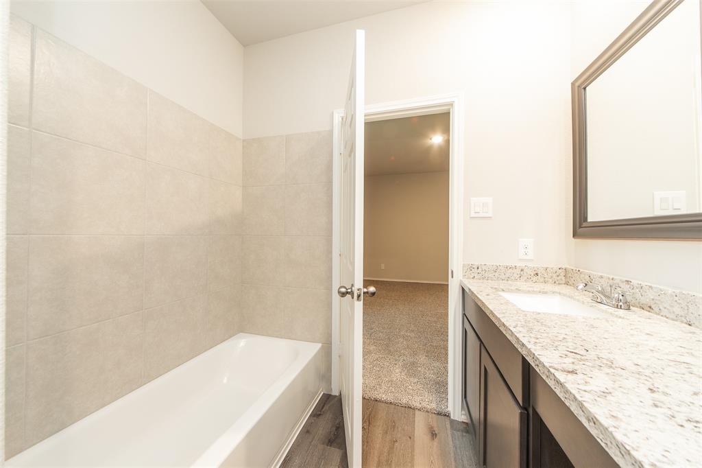 4926 Pleasure Lake Drive, Willis, Texas image 19