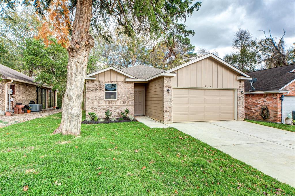 4926 Pleasure Lake Drive, Willis, Texas image 2