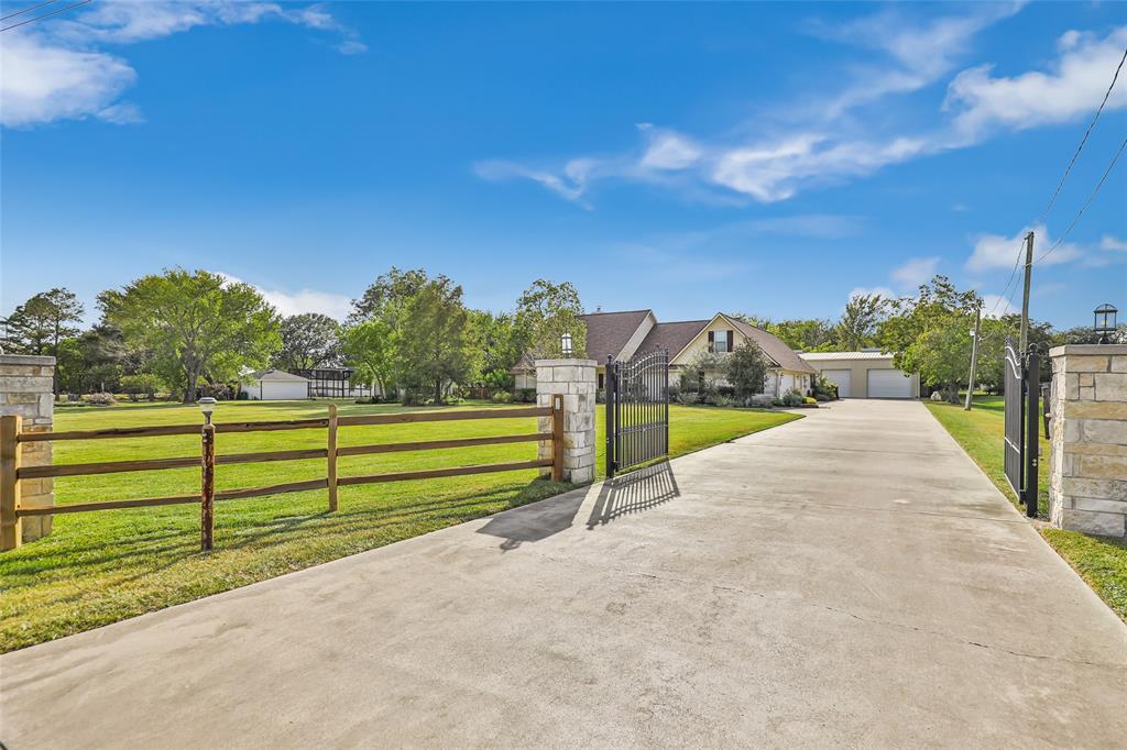 14803 Bohemian Hall Road, Crosby, Texas image 3