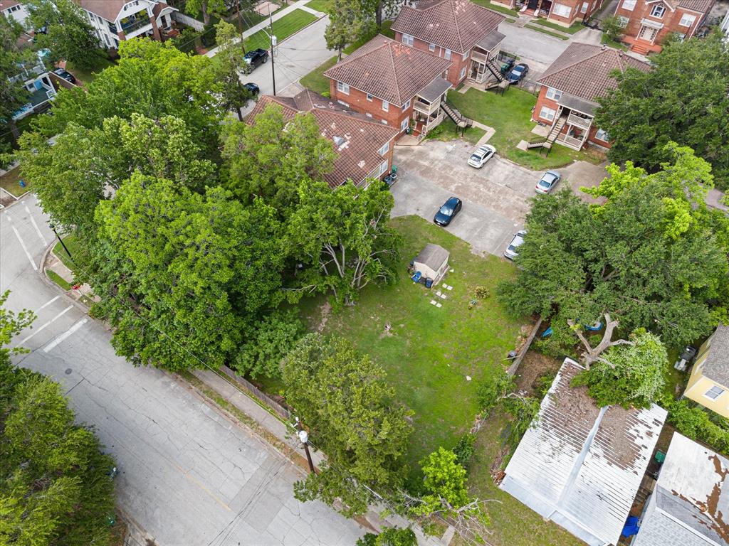 000 Caroline Street, Houston, Texas image 3