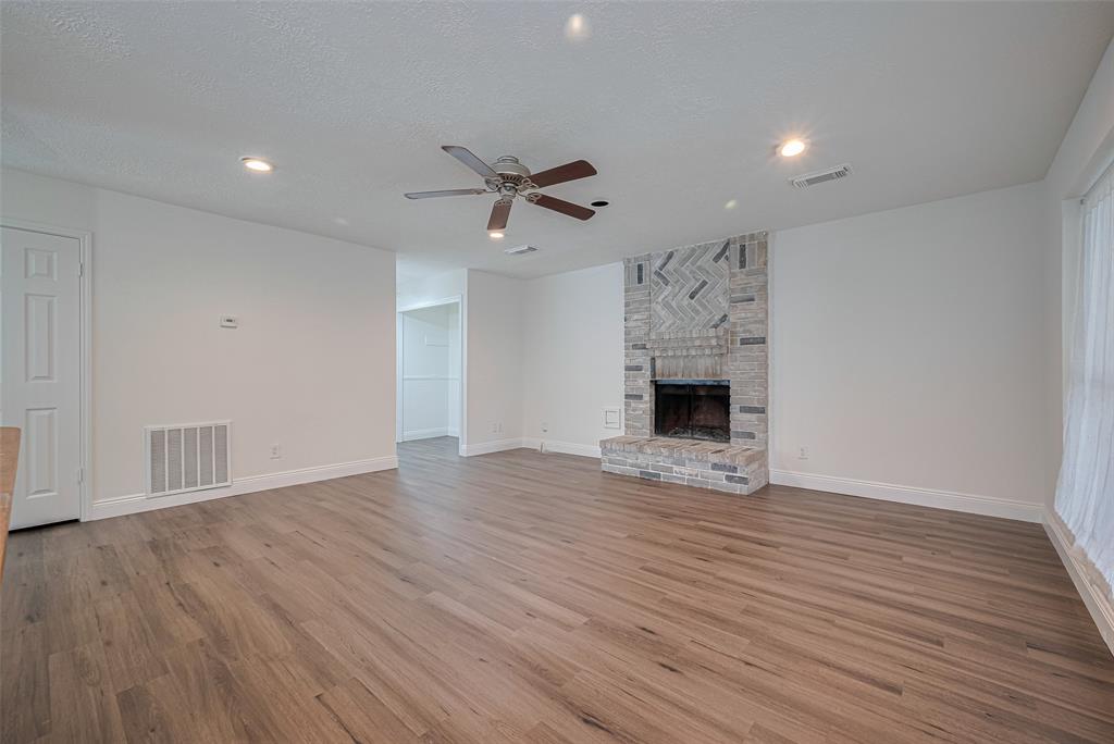 1907 Lavaca Street, Friendswood, Texas image 9