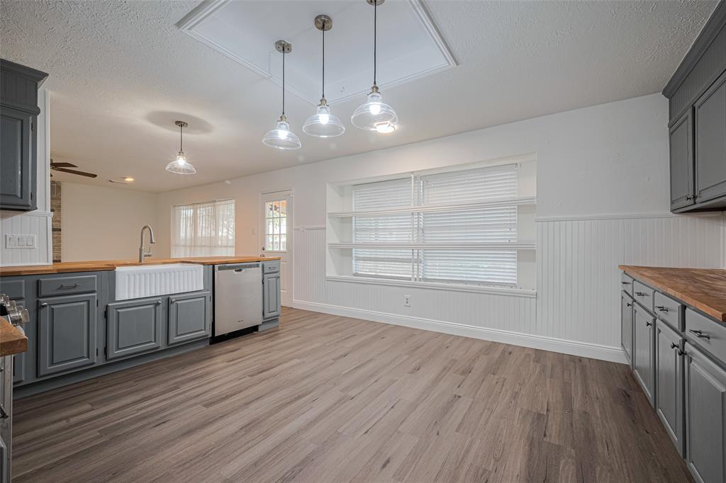 1907 Lavaca Street, Friendswood, Texas image 12