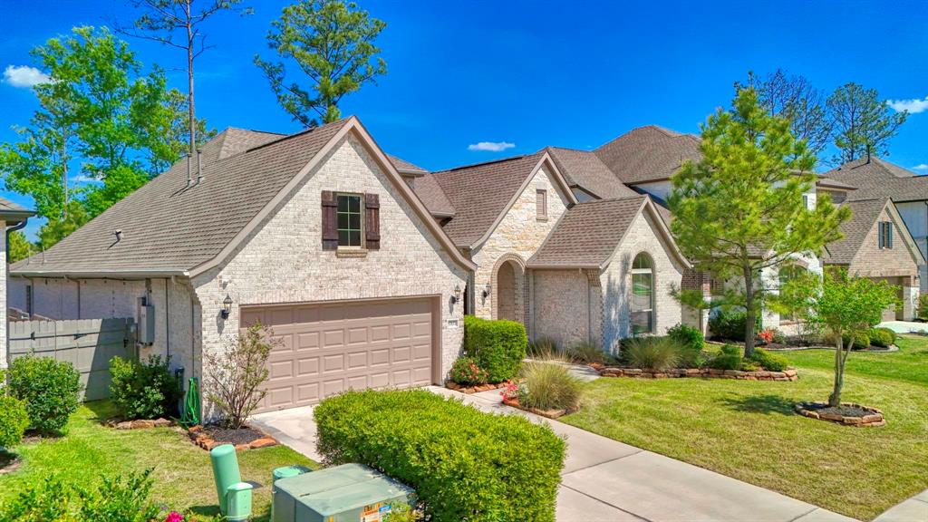 17473 Chestnut Cove Drive, Conroe, Texas image 2