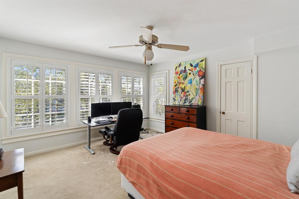 3666 Meadow Lake Lane, Houston, Texas image 28