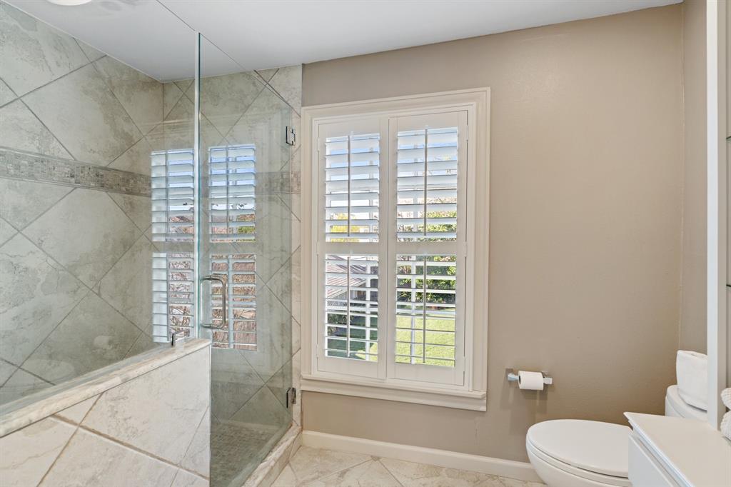 3666 Meadow Lake Lane, Houston, Texas image 25
