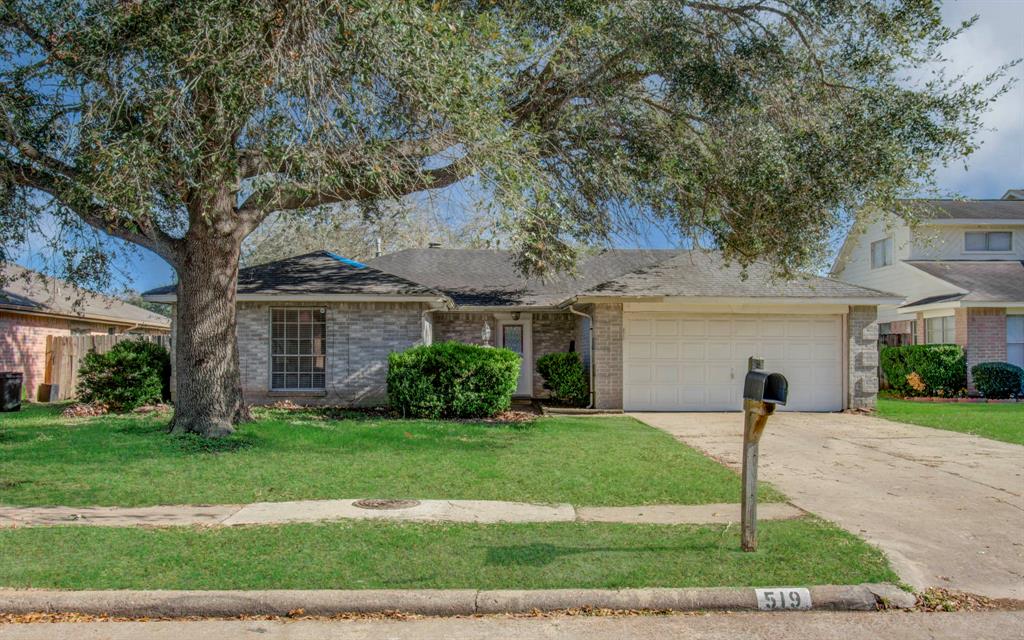 519 Oakdale Drive, Stafford, Texas image 1