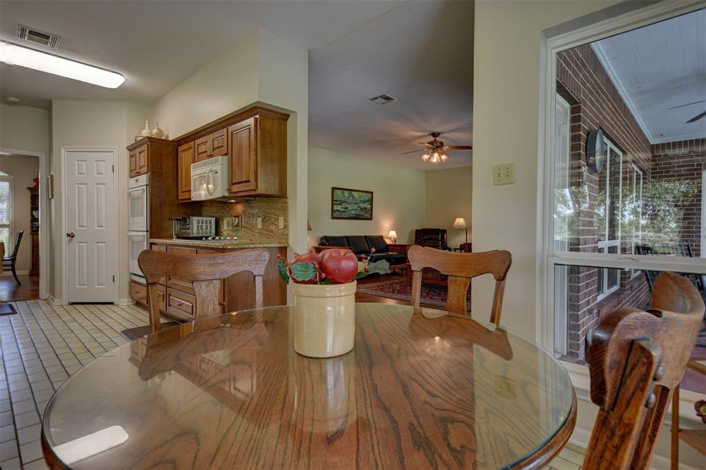 2941 Center Hill Circle, Bellville, Texas image 32