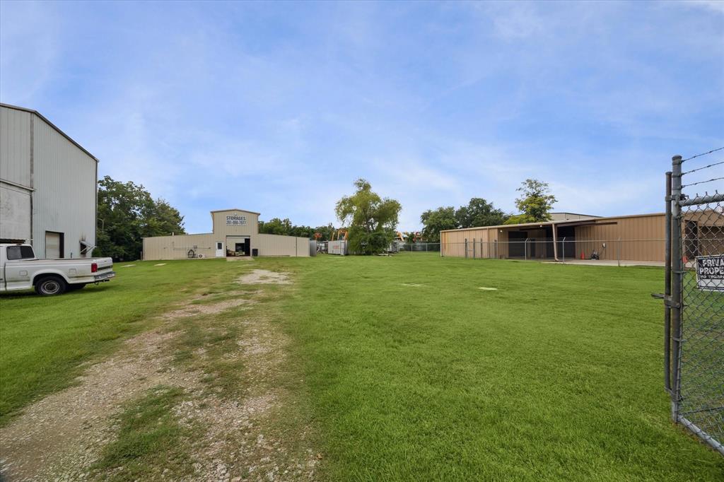 6921 Red Bluff Road