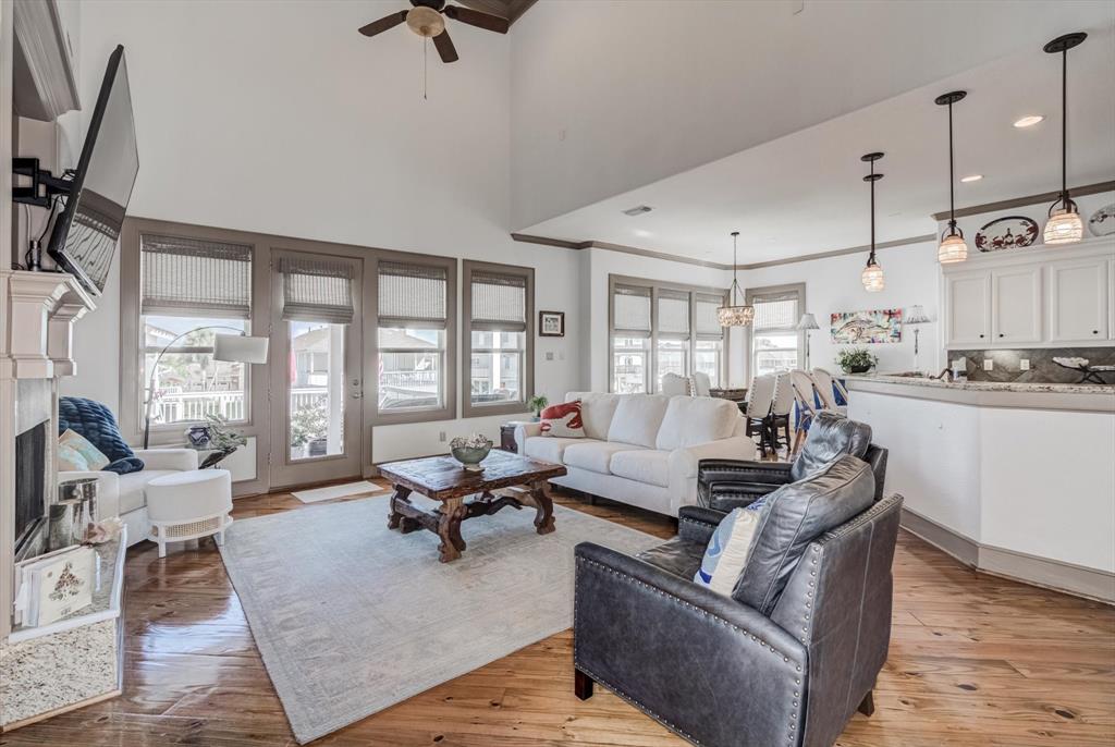 4216 Karankawa Way
