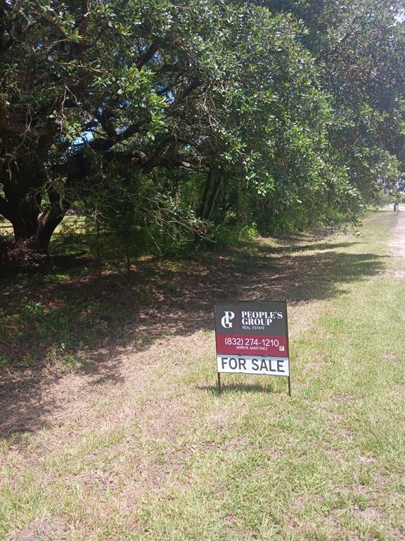 1914 1st Street, Liverpool, Texas image 8