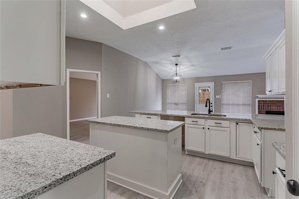 3626 Liles Lane, Humble, Texas image 9