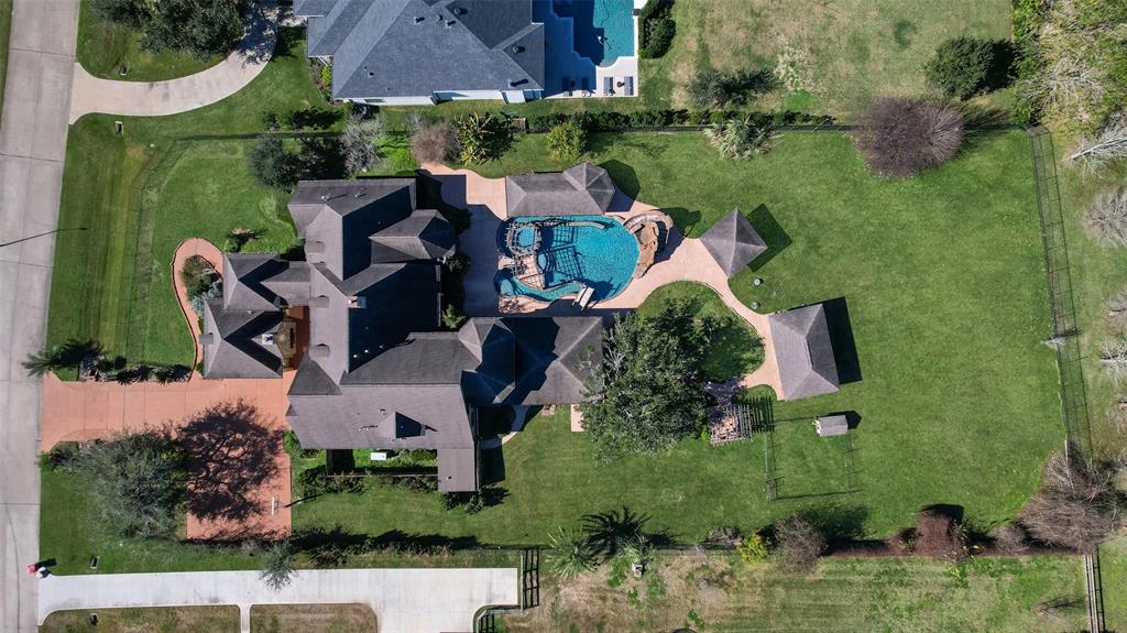 32702 Westminster Drive, Fulshear, Texas image 38