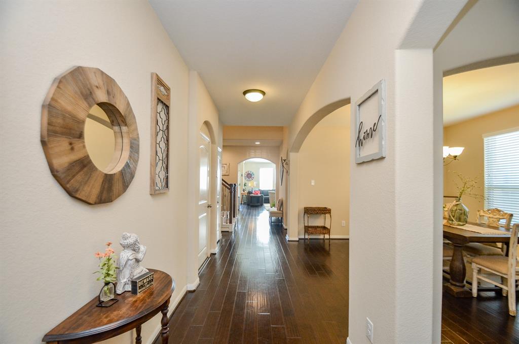 2109 Sunset Terrace Lane, Houston, Texas image 4