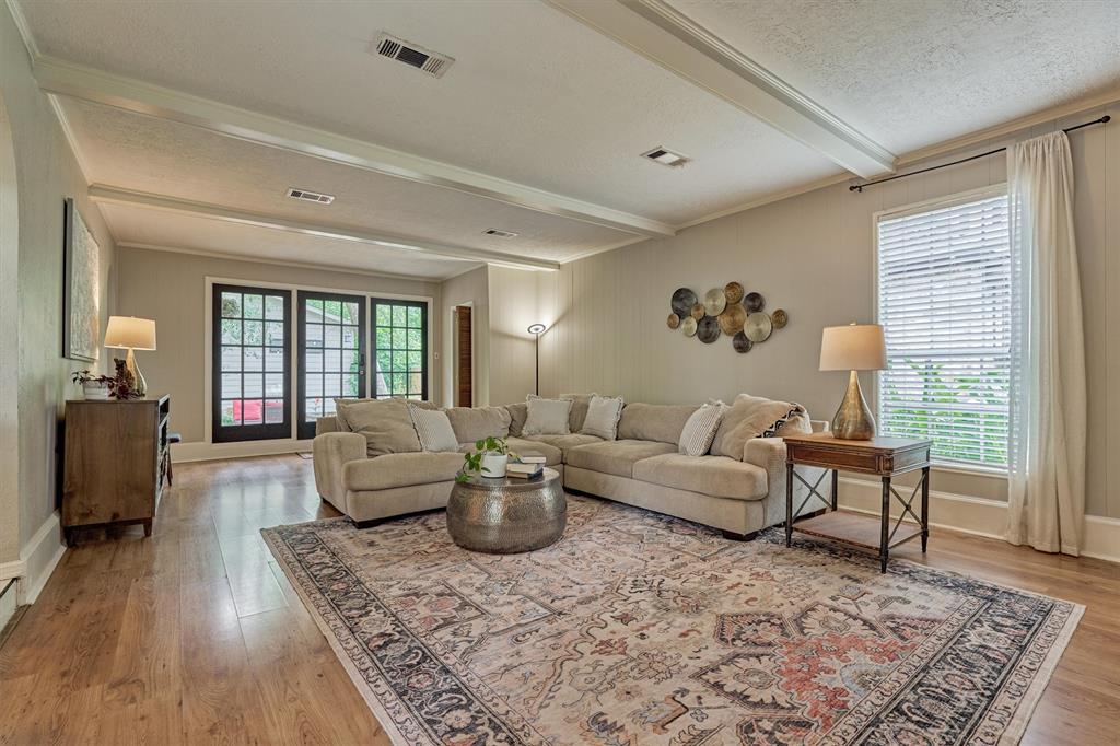 23814 Creekview Drive, Spring, Texas image 7