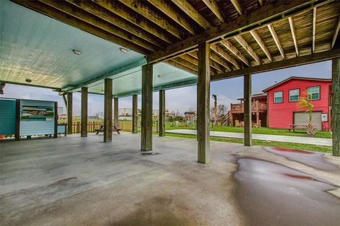 A home in Crystal Beach