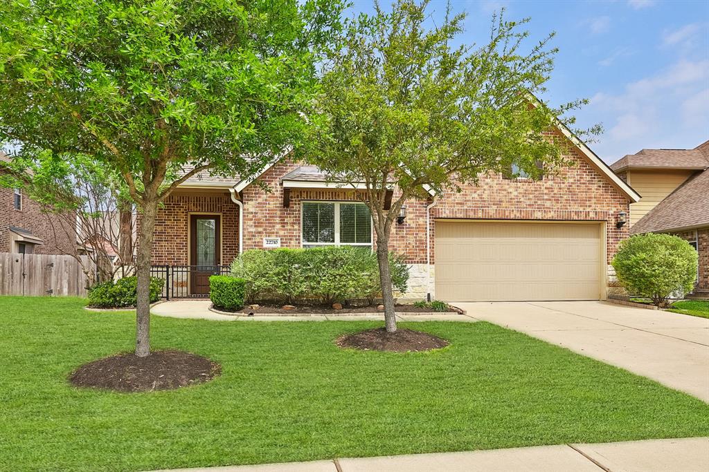 22710 Newcourt Place Street, Tomball, Texas image 4