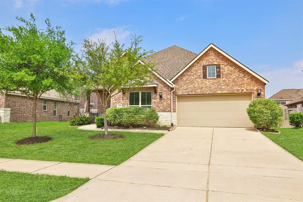 22710 Newcourt Place Street, Tomball, Texas image 3