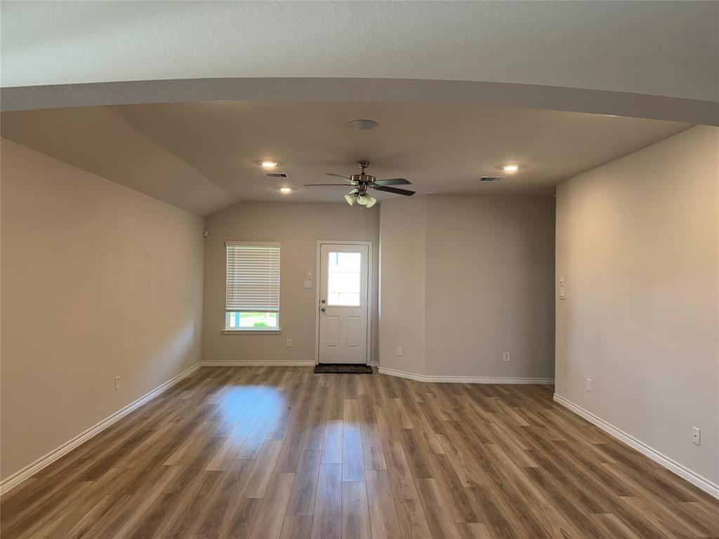 1116 Fannin Street, Brenham, Texas image 7