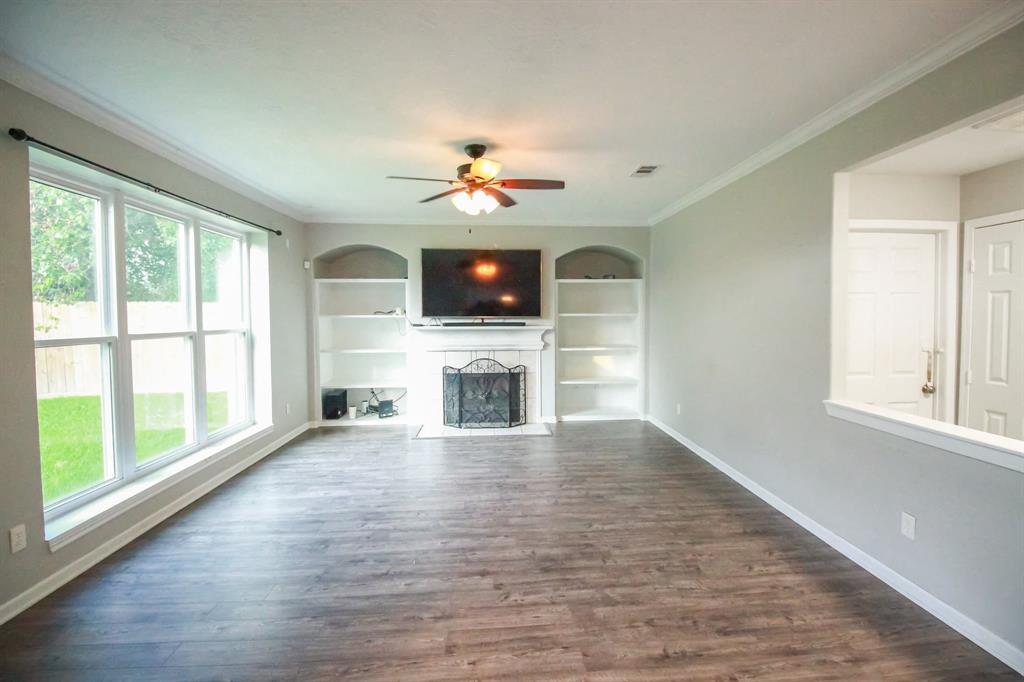 10407 Redwood Drive, Baytown, Texas image 23