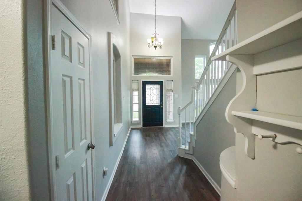 10407 Redwood Drive, Baytown, Texas image 15