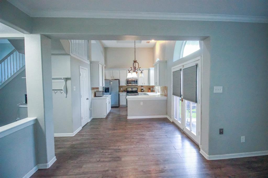 10407 Redwood Drive, Baytown, Texas image 19