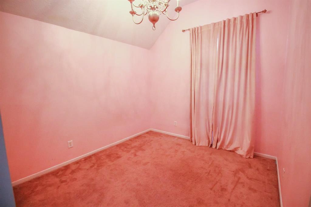 10407 Redwood Drive, Baytown, Texas image 41