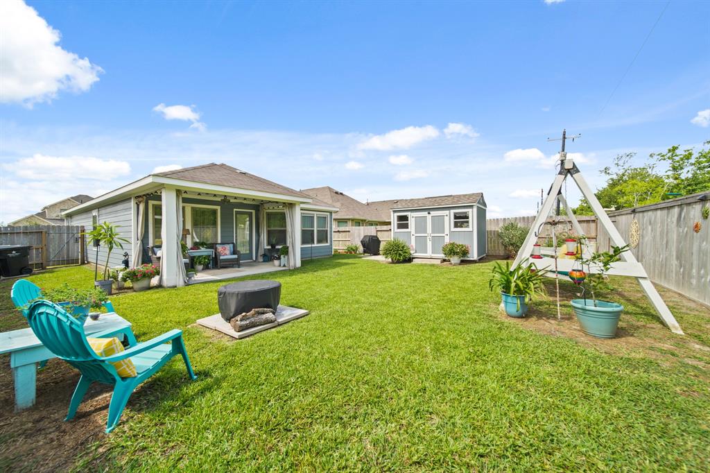 1174 Filly Creek Drive, Alvin, Texas image 21