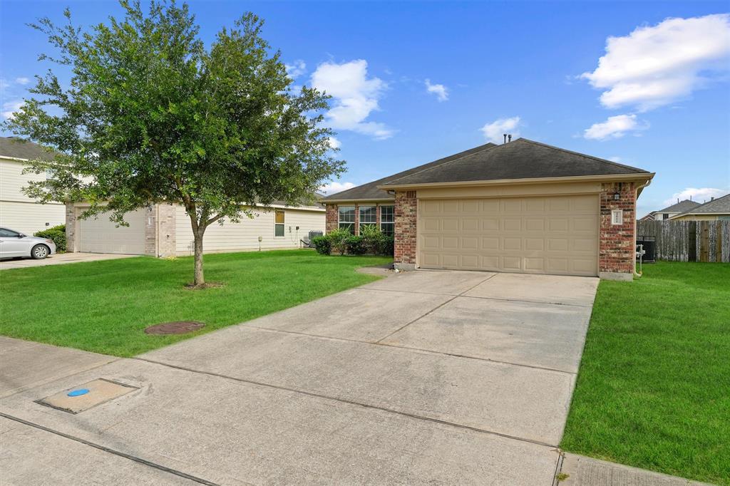 2611 Verano Drive, Richmond, Texas image 3