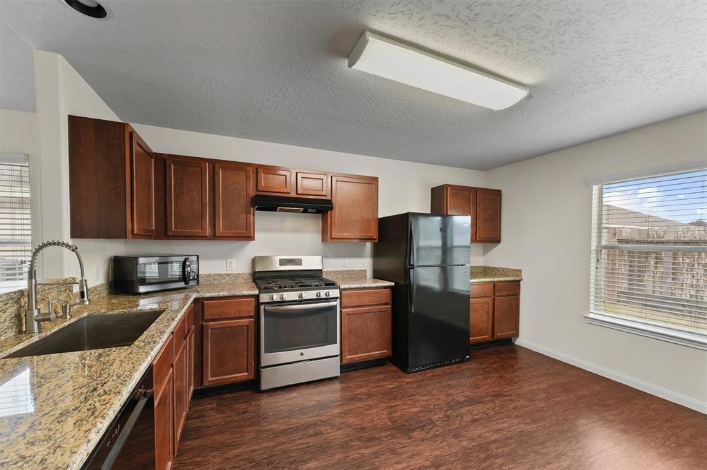 2611 Verano Drive, Richmond, Texas image 11