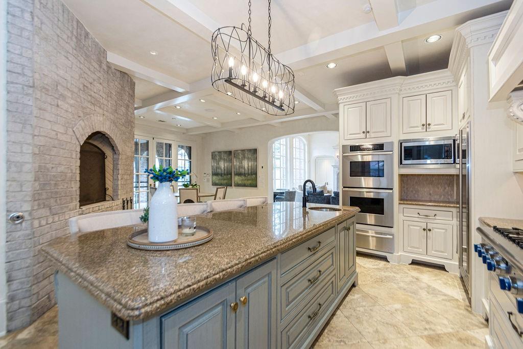 5262 Huckleberry Lane, Houston, Texas image 22