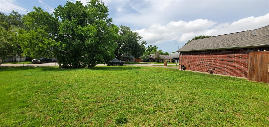 3614 Barberry Drive, Houston, Texas image 8