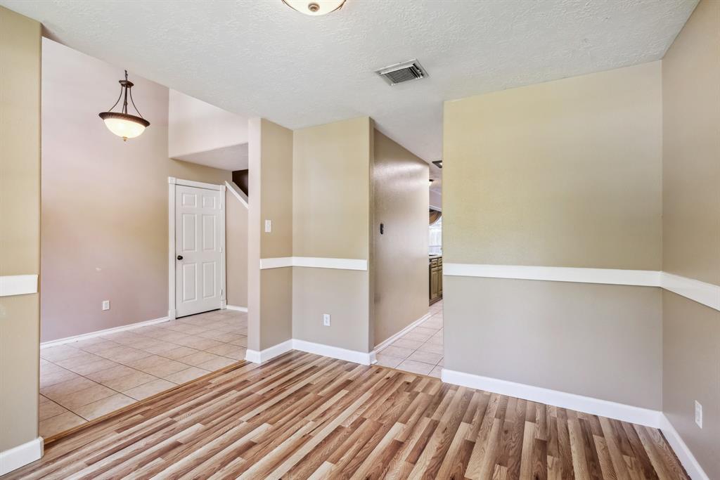 19 Almond Branch Place, The Woodlands, Texas image 9