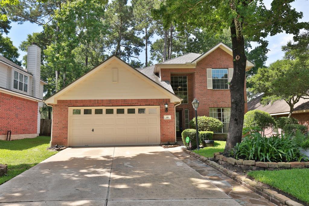 19 Almond Branch Place, The Woodlands, Texas image 2