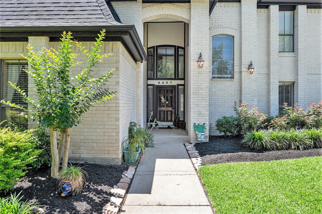 property-search 3 2227 Country Creek Way