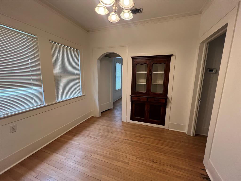 725 W Main Street, Bellville, Texas image 4