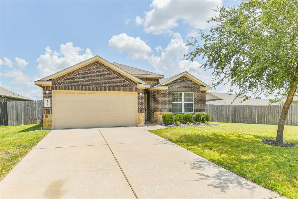 14097 Lake Crescent Drive
