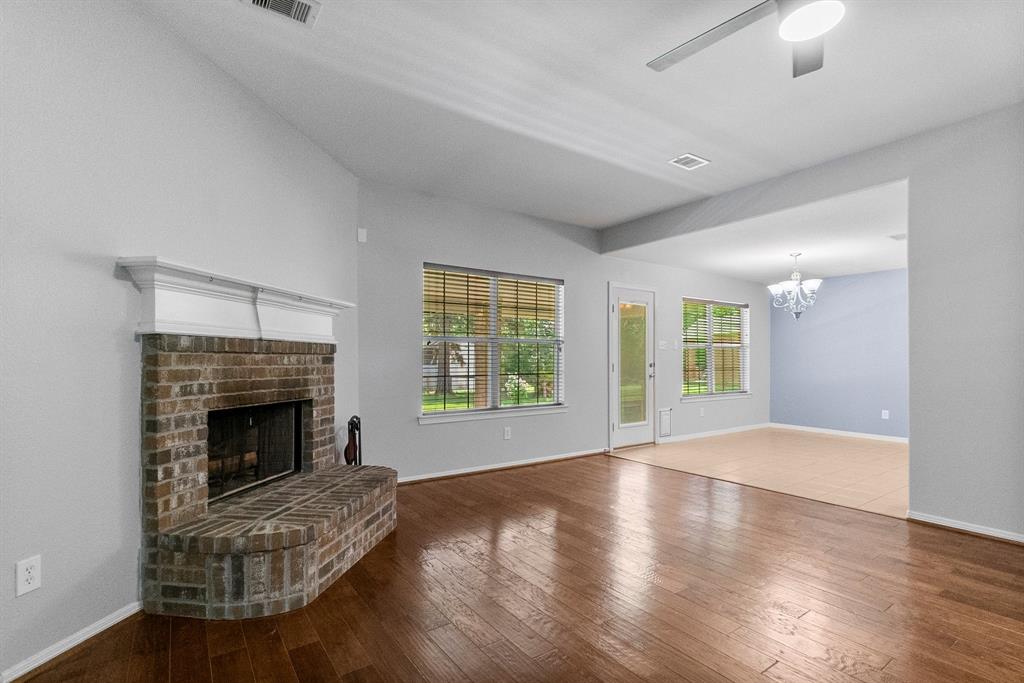 27017 Del Rio Trail, Magnolia, Texas image 7
