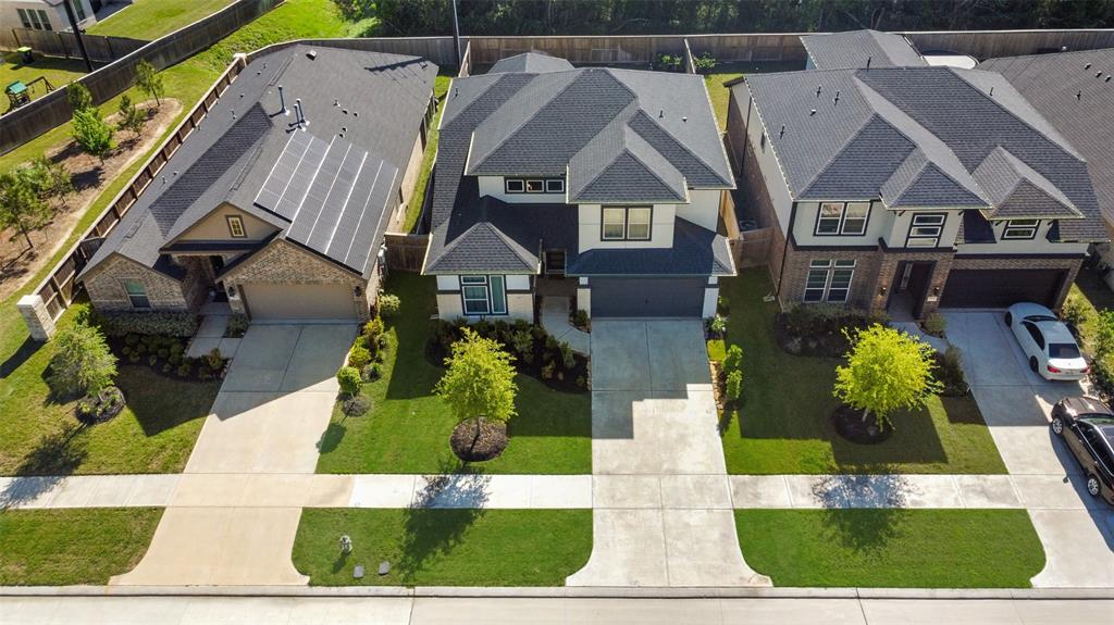 5107 Shimmering Brook Lane, Fulshear, Texas image 32
