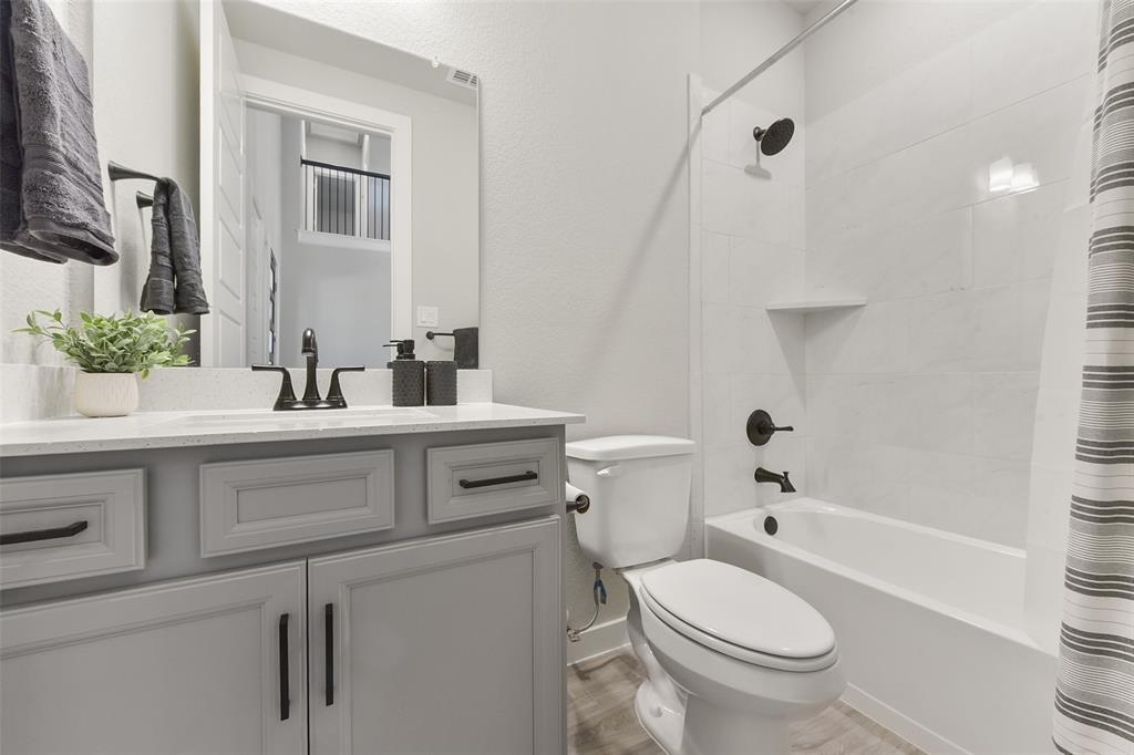 5107 Shimmering Brook Lane, Fulshear, Texas image 19