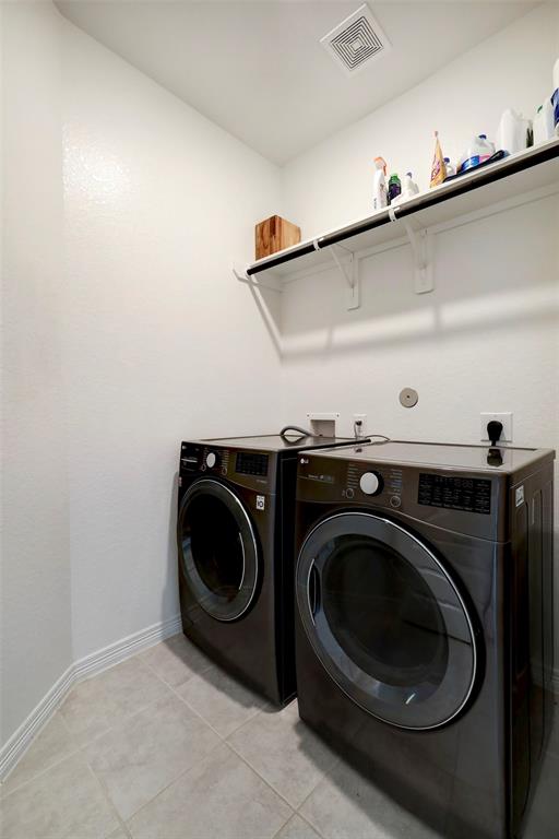 8914 Milam Grove Drive, Missouri City, Texas image 21